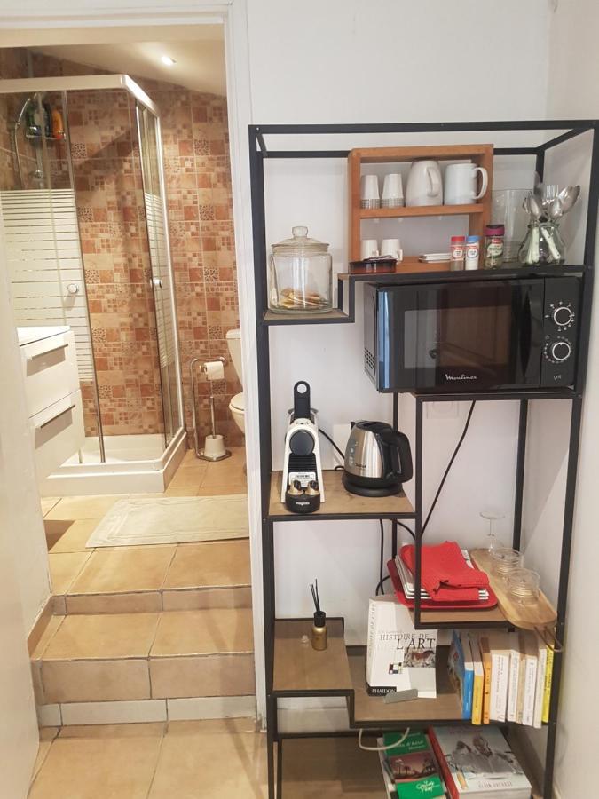 Petite chambre indépendante avec sdb, clim et parking privé Niza Exterior foto